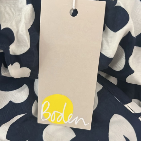 Navy/white sleeveless top - Picture 6 of 6